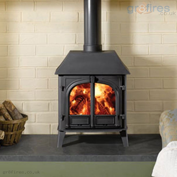 How to reduce your heating bills with a woodburning stove